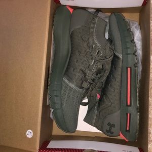 Under Armour HOVR Phantom